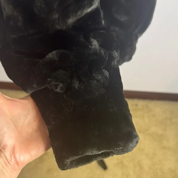 Elegant Vintage Black Faux Fur Short Stylish Jacket Big Button - Picture 4 of 11